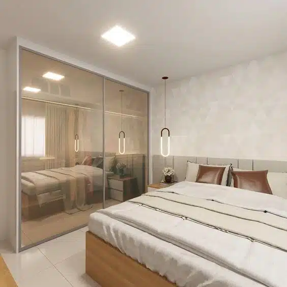 Cores de vidro reflecta, quarto