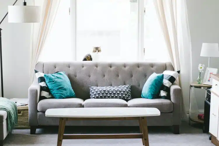 decoração de sala simples e barata