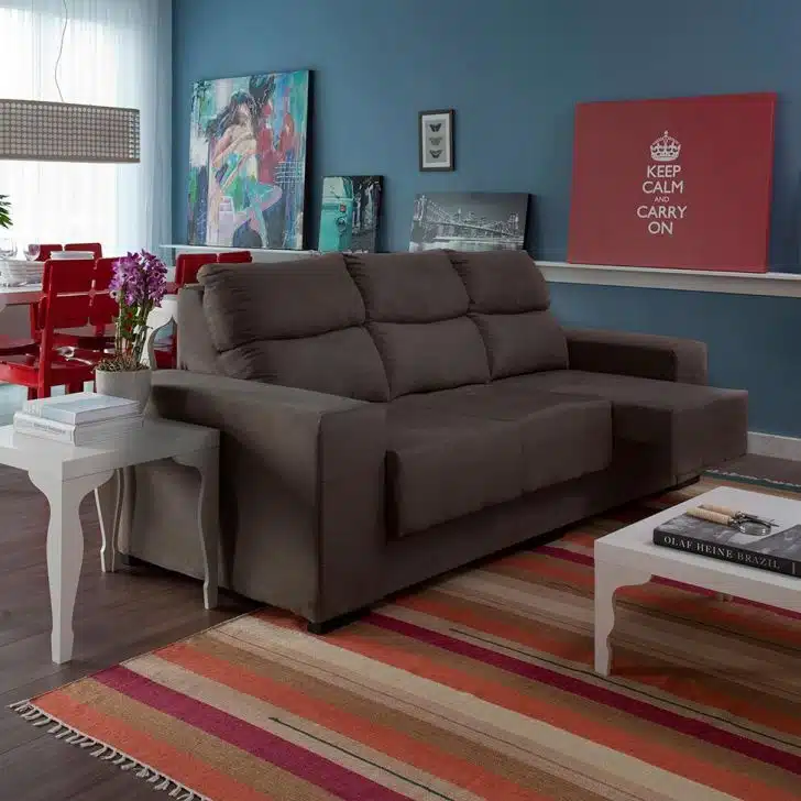 Decorar salas pequenas, sofá de três lugares