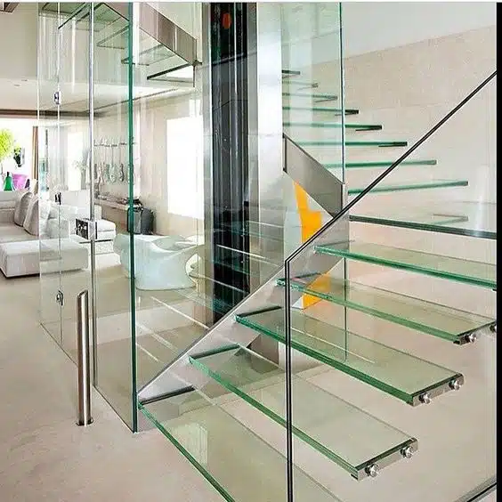 escadas modernas de vidro