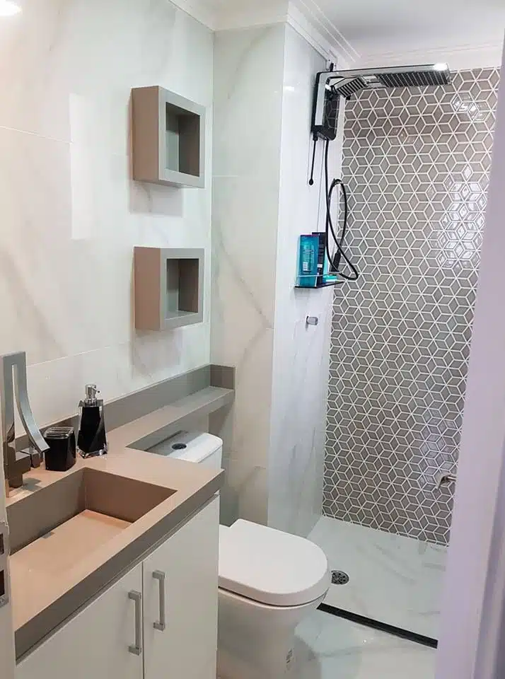 Nicho de porcelanato para banheiro, cor cinza portinari