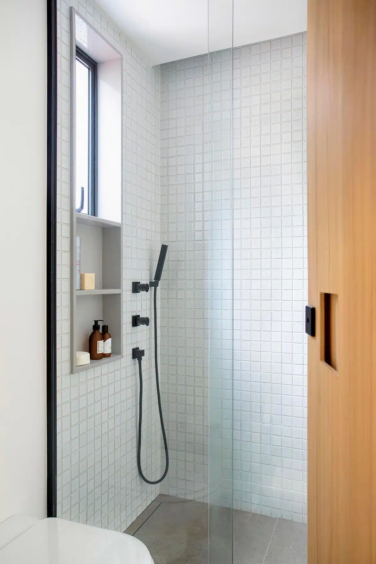 Nicho de porcelanato para banheiro, nicho interno