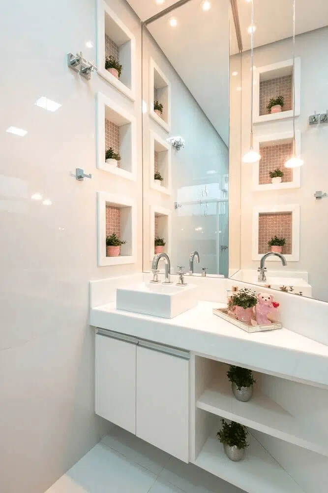 Nicho de porcelanato para banheiro, plantas