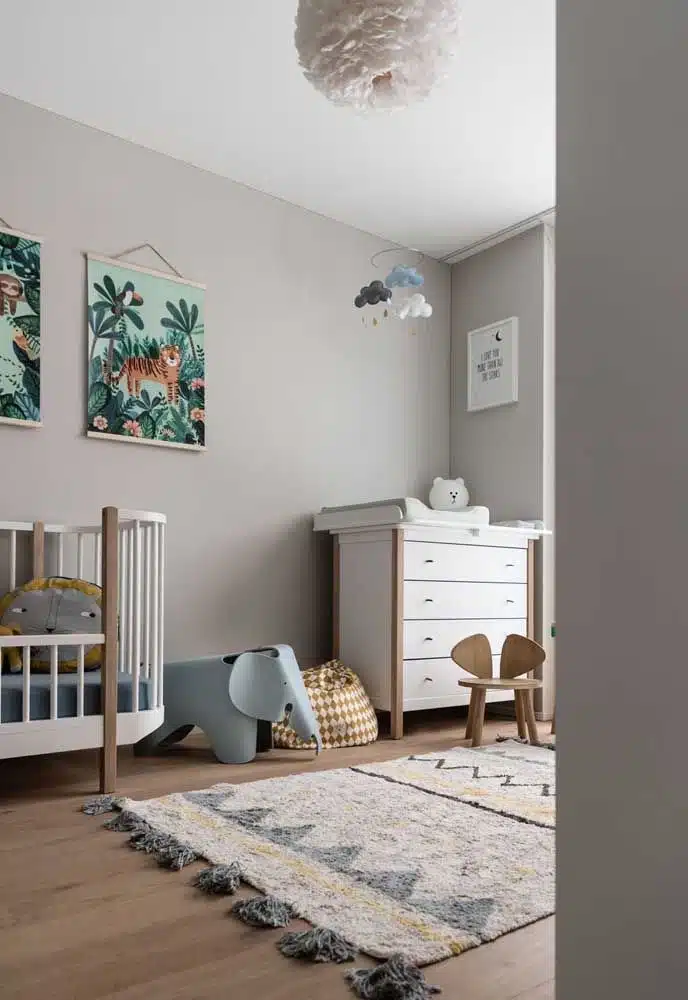 Quarto cinza de bebê