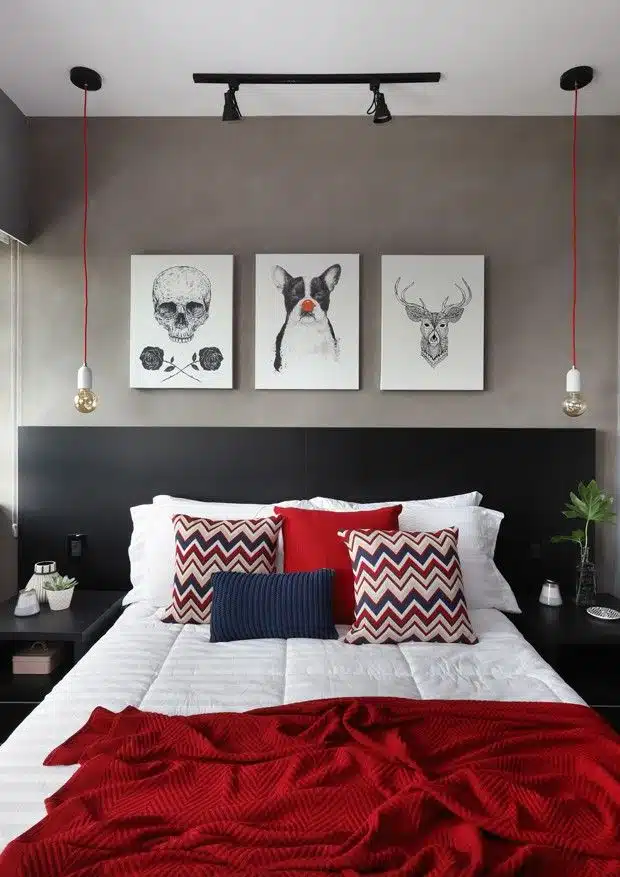 Quarto cinza e vermelho